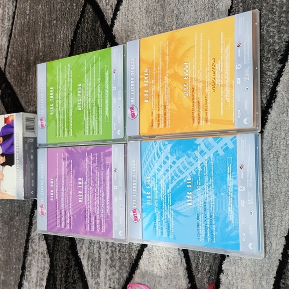 PARAMOUNT BEVERLY HILLS 90210 SEASON 1 & 2 DVD SET DRAMA - Picture 5 of 10